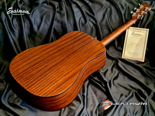 Eastman E2-D Western Guitar