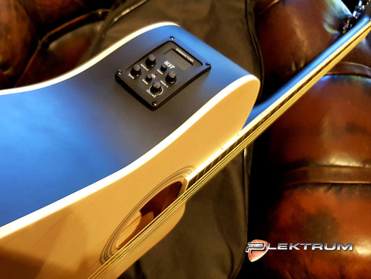 SANT western halvakustisk guitar m/etui