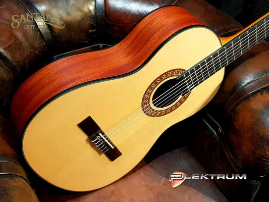 Santana Classical 18 Spansk guitar i Natur
