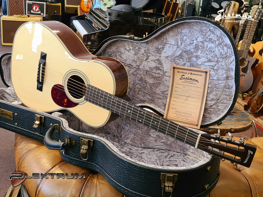 EASTMAN E20p Parlor Western guitar