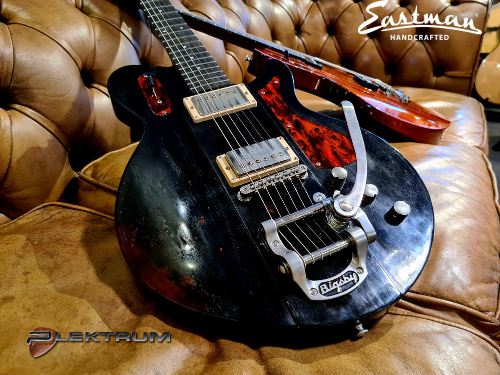 Eastman Juliet /V-B-BK el-guitar