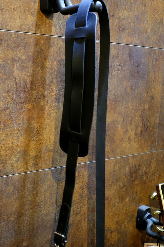 GuitarRem i sort læder - vintage
