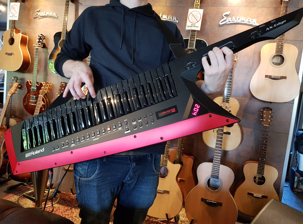 Roland ax-edge keytar - Sort / Demo.