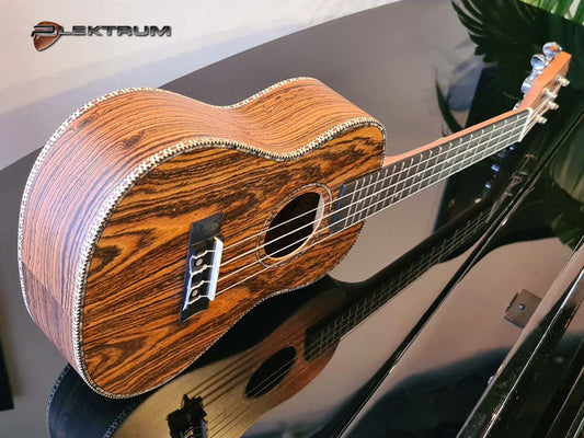 Reno Grand Concert Ukulele