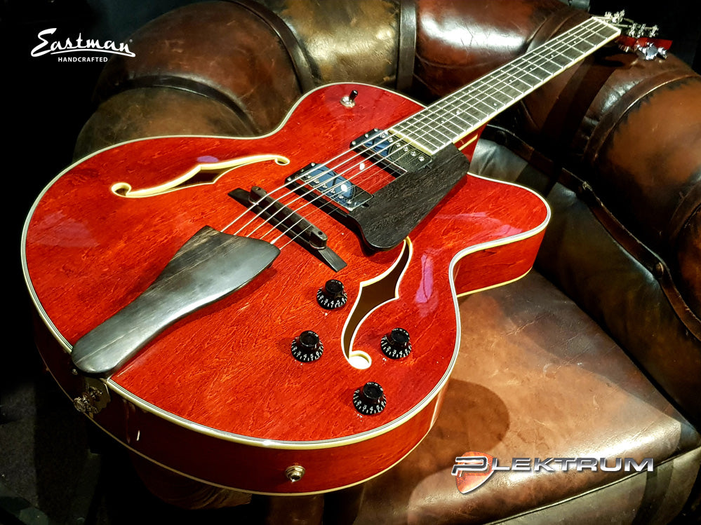 EASTMAN AR403CED el-guitar