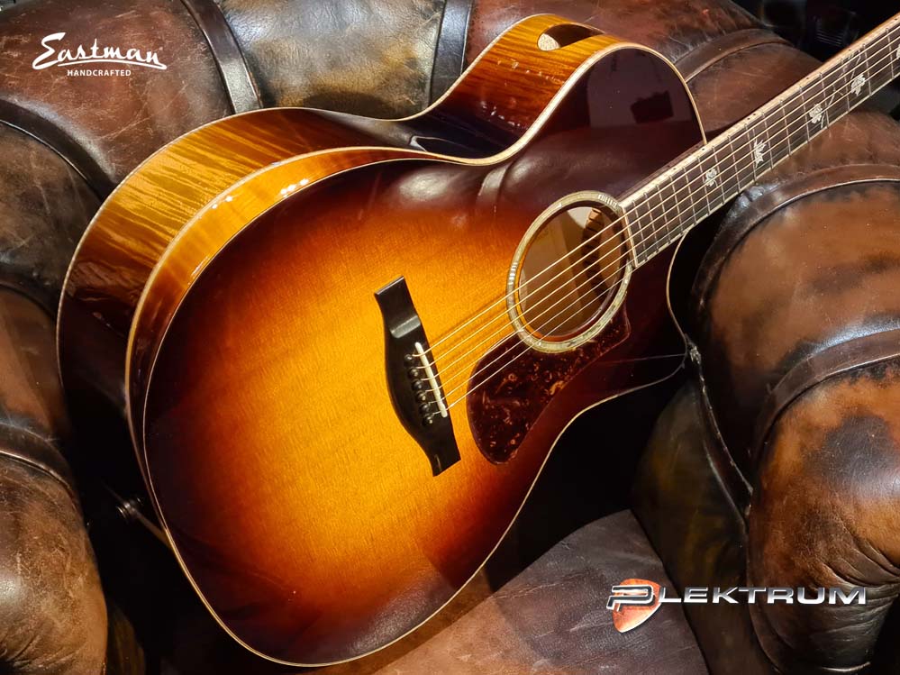 EASTMAN AC622ce-sb western guitar