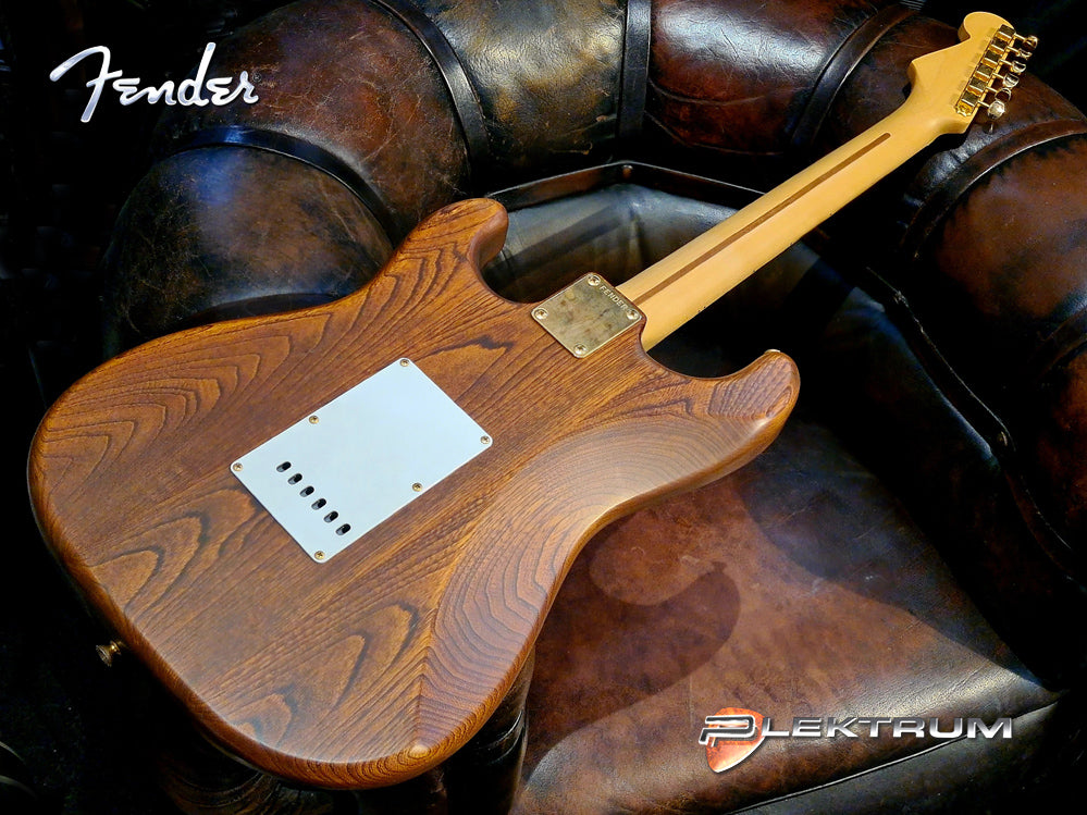 Fender Walnut Stratocaster MIJ El-guitar 1990