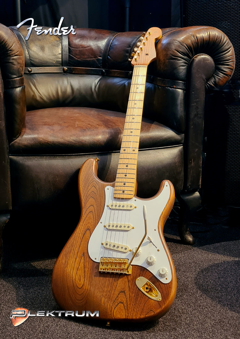 Fender Walnut Stratocaster MIJ El-guitar 1990