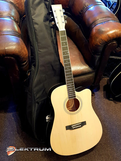 SANT western halvakustisk guitar m/etui