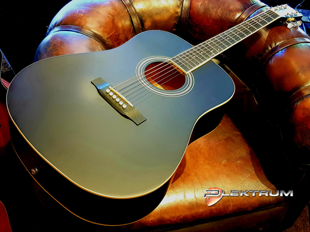 SANT western guitar m/etui
