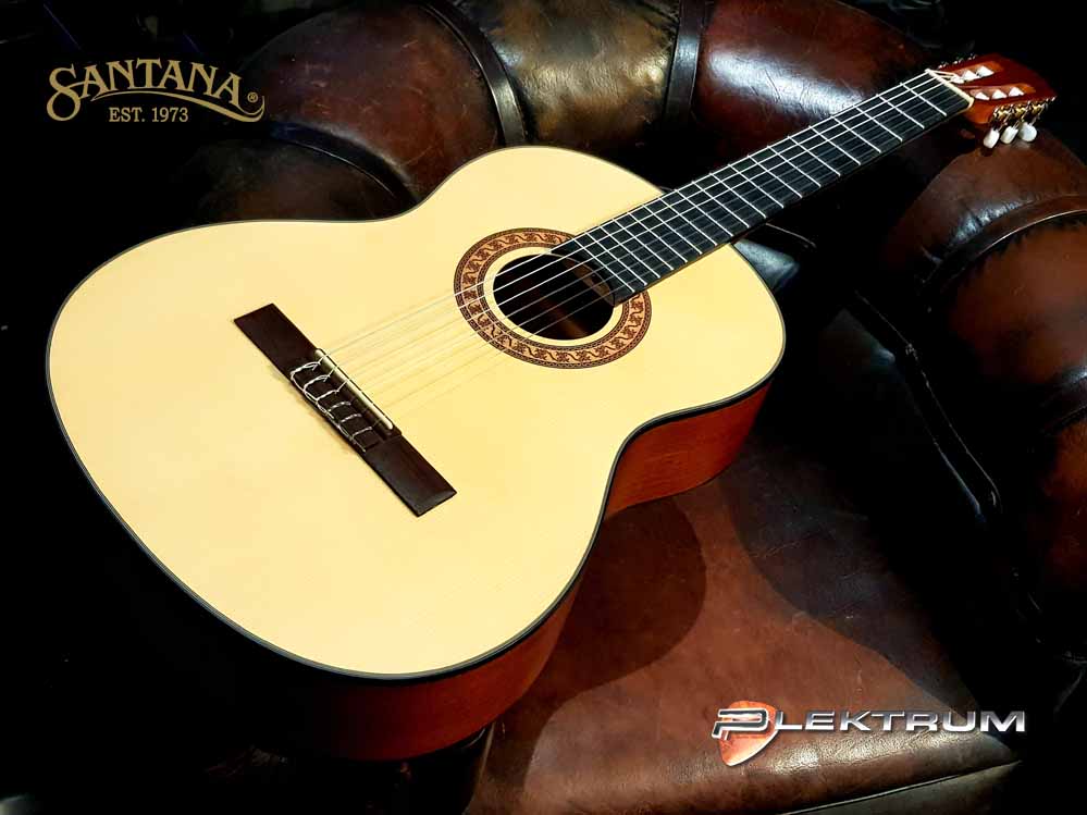 Santana Classical 18 Spansk guitar i Natur