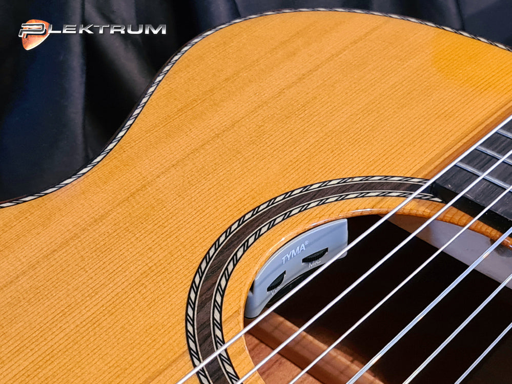 TYMA G-15E Spansk guitar med pickup