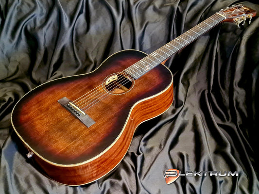 TYMA Parlor western guitar med pick-up