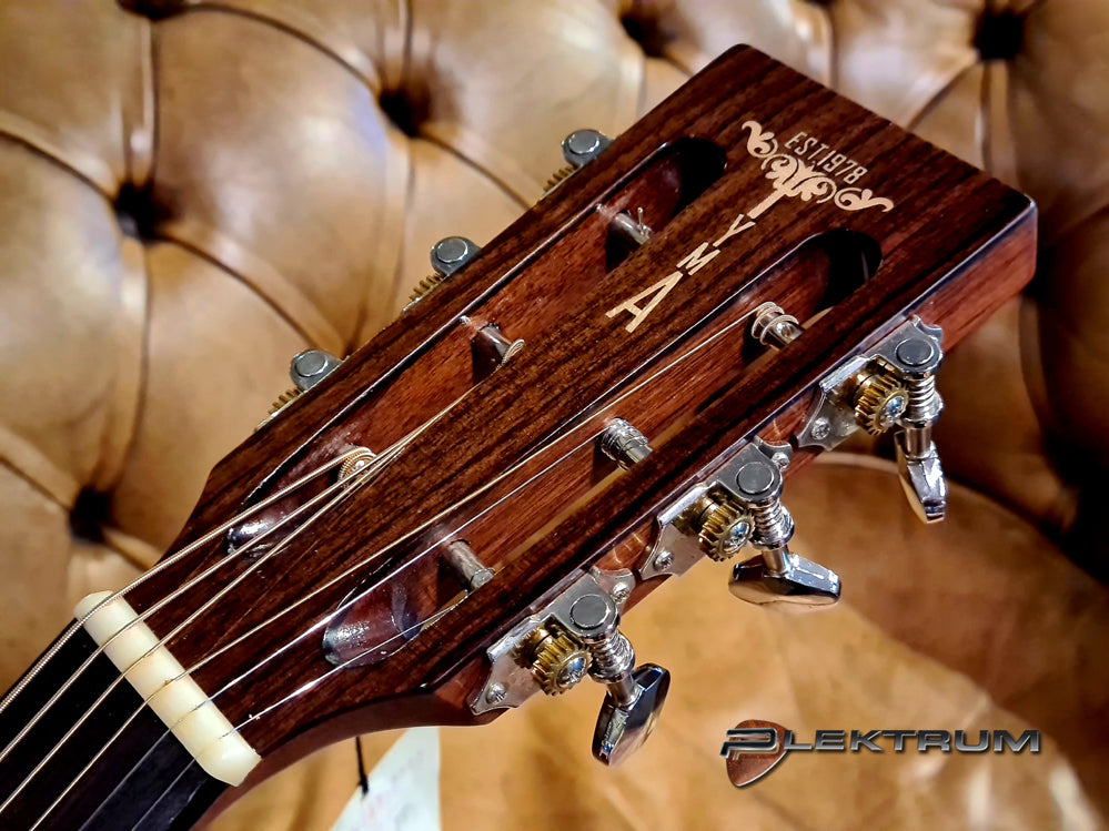 TYMA Parlor western guitar med pick-up