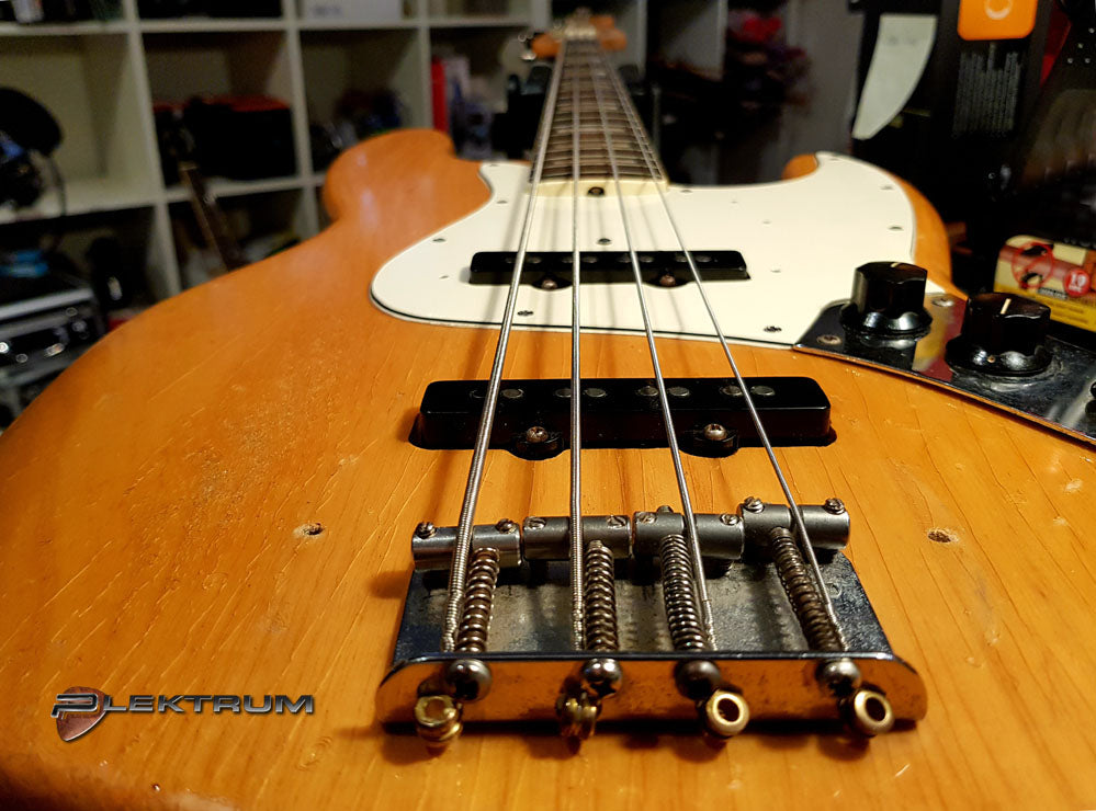 Guitar Reparation: Justering af Bas-guitar