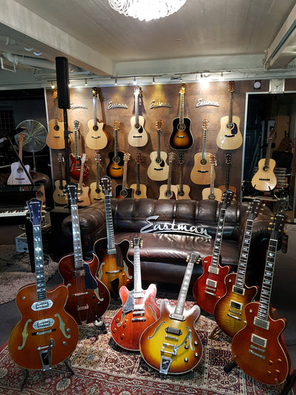 **SOLD** Eastman T59B/v-LTD-BK Custom Made el-guitar