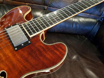 Eastman T184MX-cl Thinline guitar