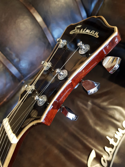 Eastman T184MX-cl Thinline guitar
