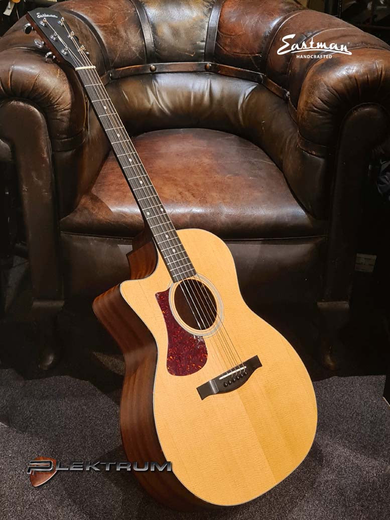 Eastman AC122cel LF western guitar - Venstre