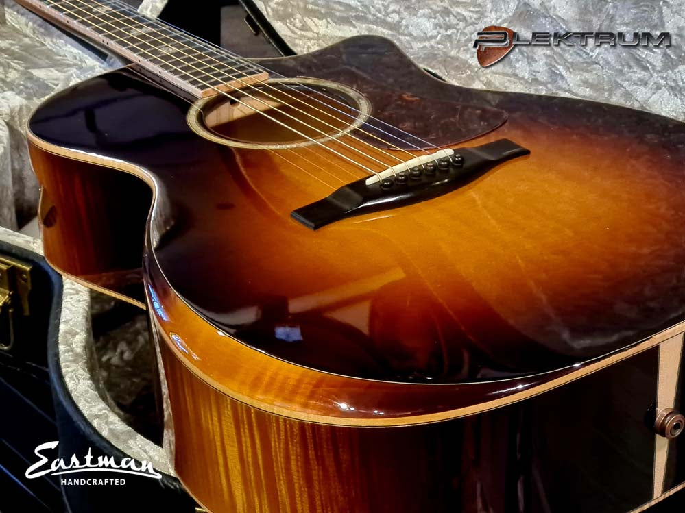 EASTMAN AC622ce-sb western guitar