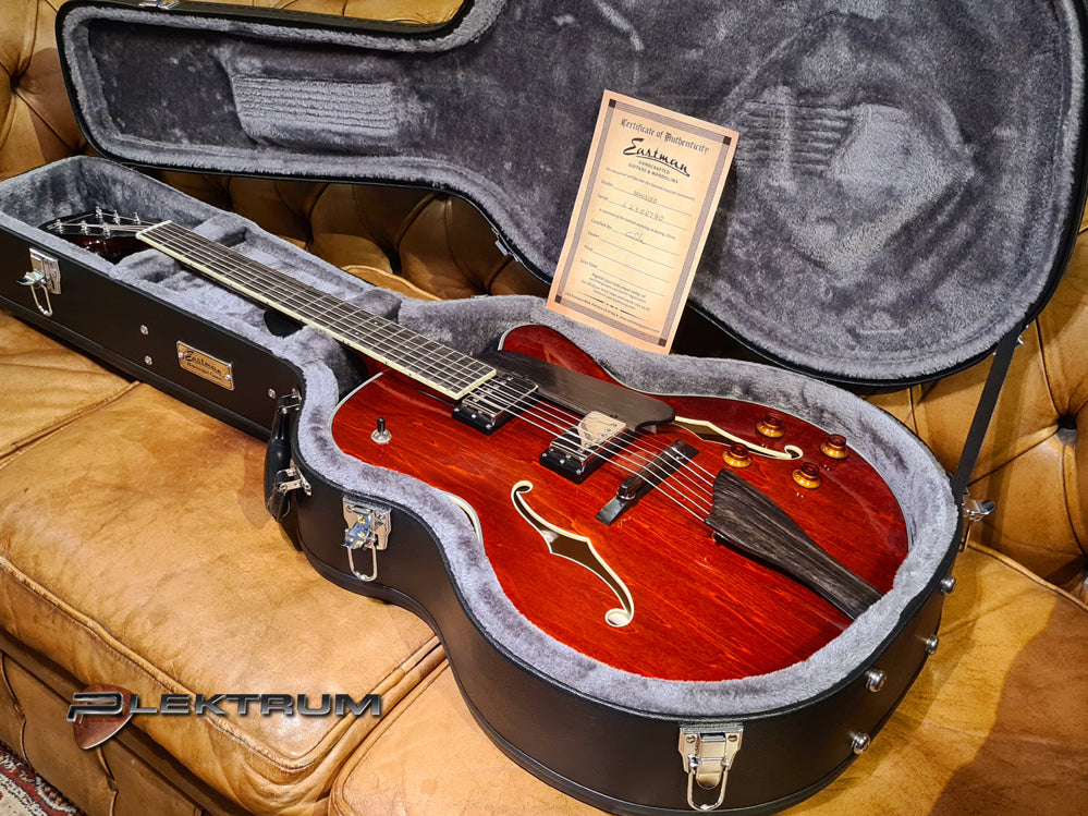 Eastman AR403CED jazz guitar