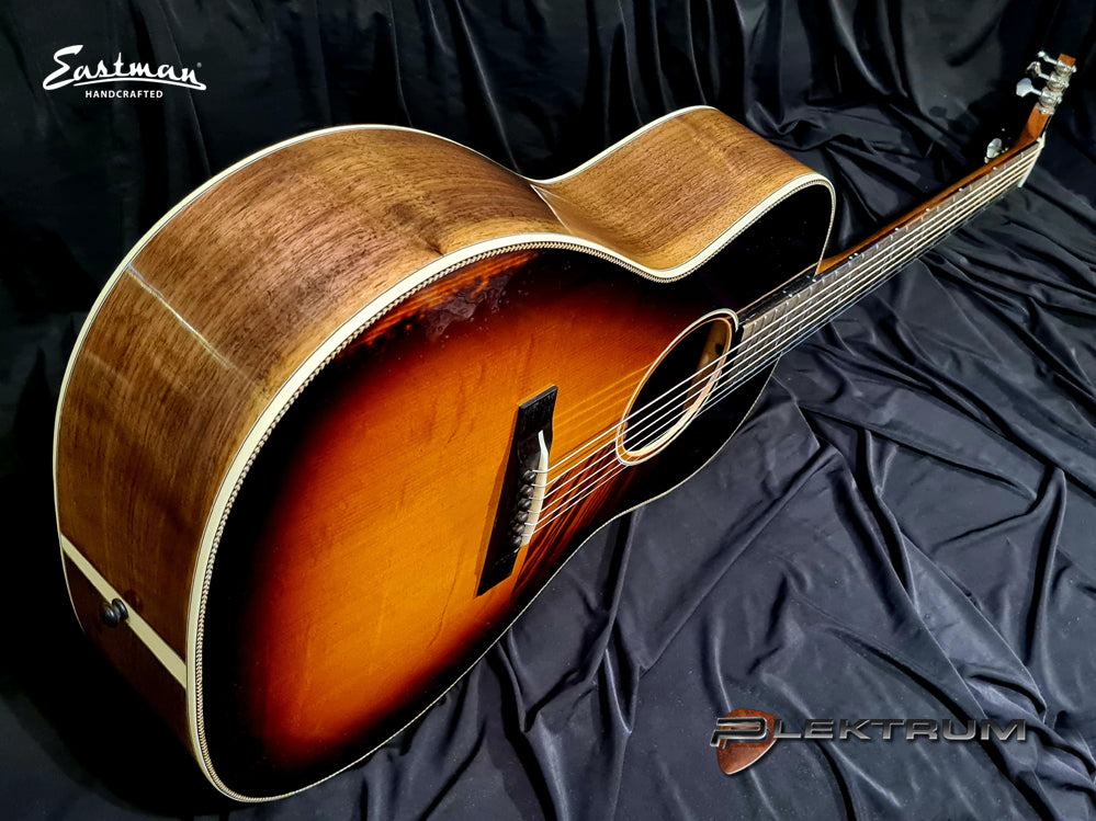 Eastman E22OOSS/v-SB Walnut