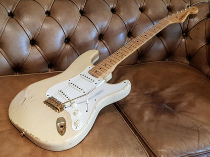 **SOLD** Fender 1995 Cunetto Stratocaster