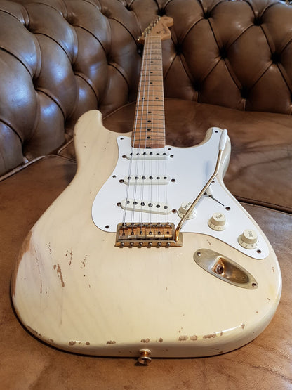**SOLD** Fender 1995 Cunetto Stratocaster