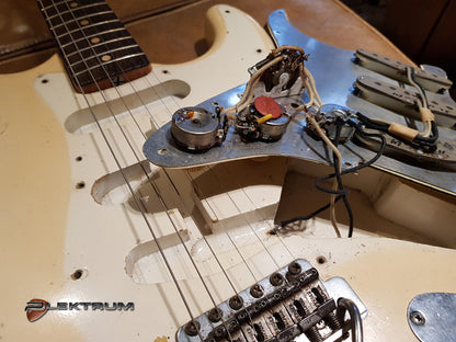 Vintage 1964 Fender Stratocaster