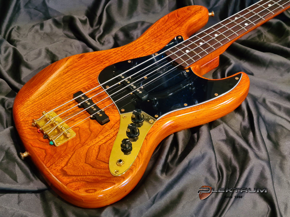 Fender MIJ Jazzbas 1994 - Walnut