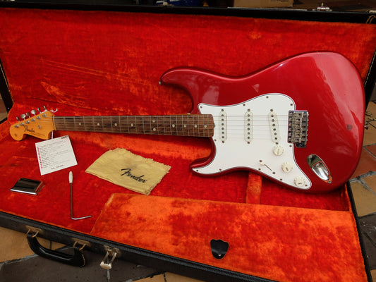 **SOLD** Vintage Fender 1965 Left Strat'