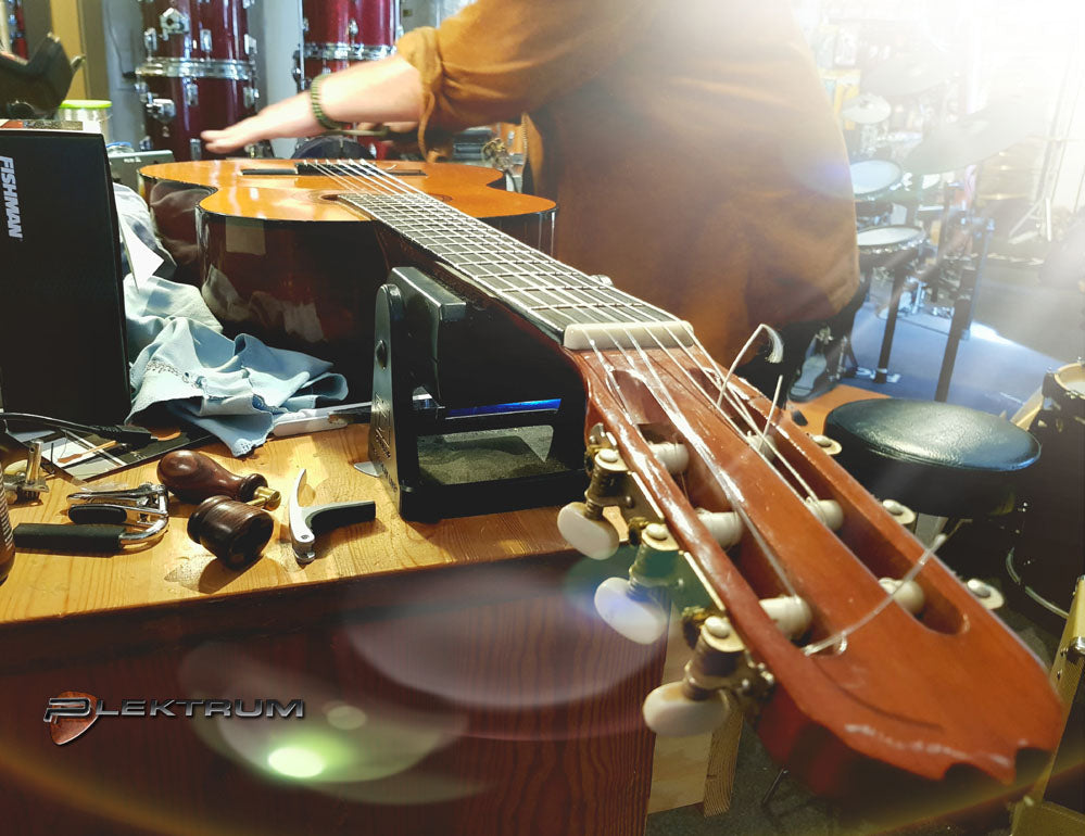 Guitar Reparation: Justering af Klassisk guitar