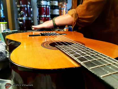 Guitar Reparation: Justering af Klassisk guitar
