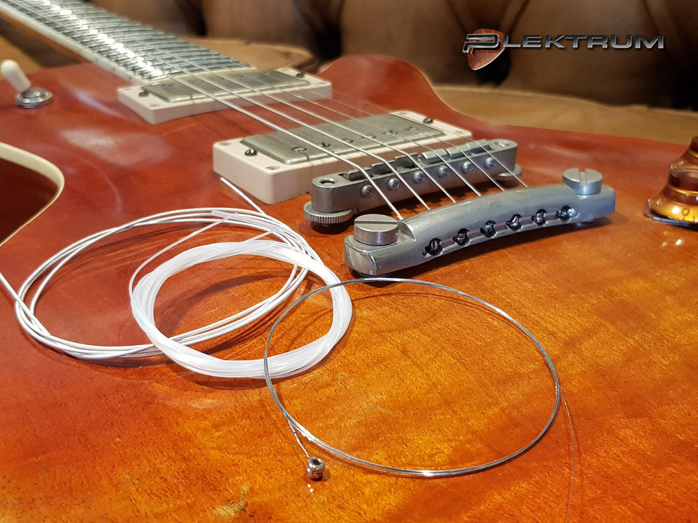 Guitar Reparation: Nye Strenge på El-guitar