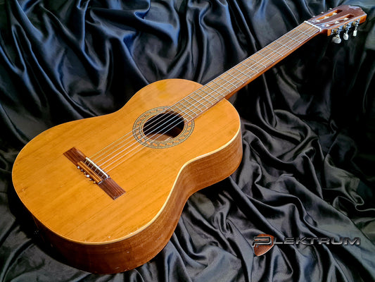 J. Perez håndbygget spansk guitar - Brugt
