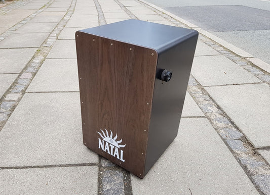 Natal sort/brun Cajon med justerbar seiding