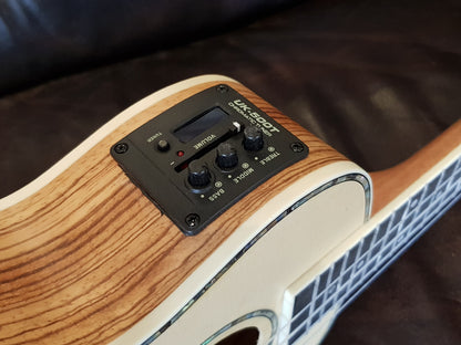 Reno koncert Ukulele med Pickup & Tuner