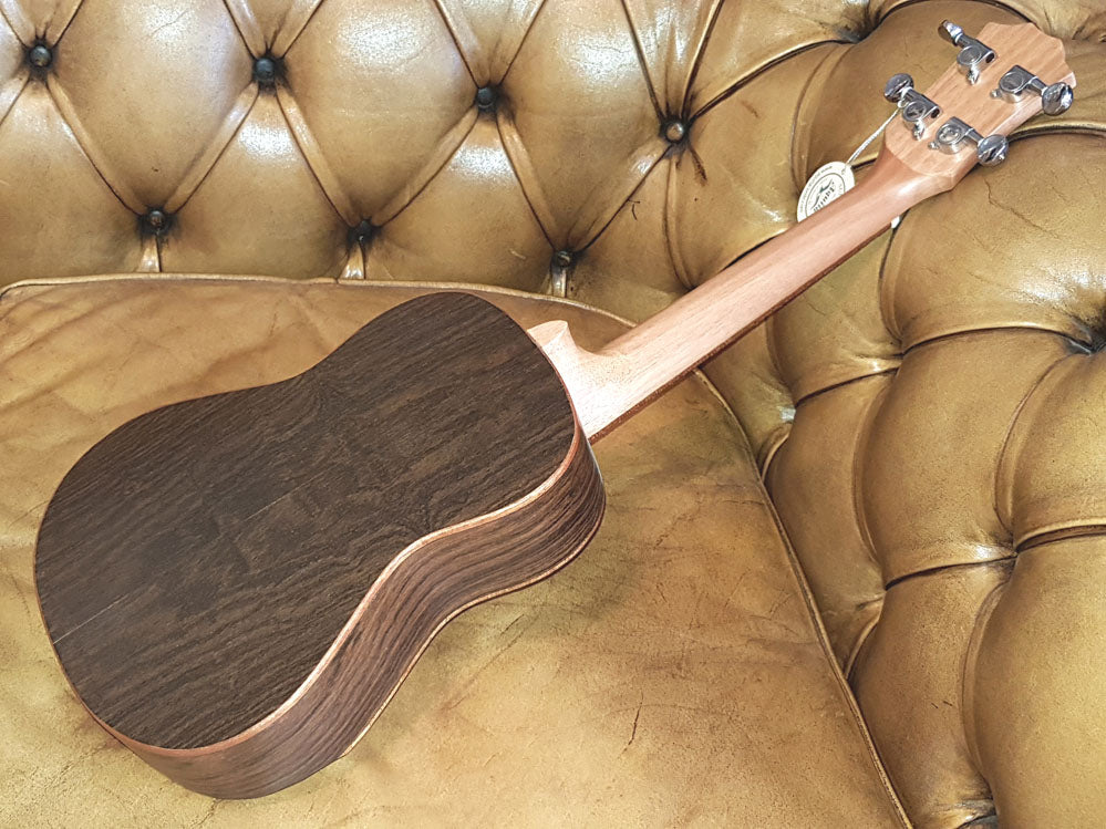 Reno RU380C Grand Concert Ukulele