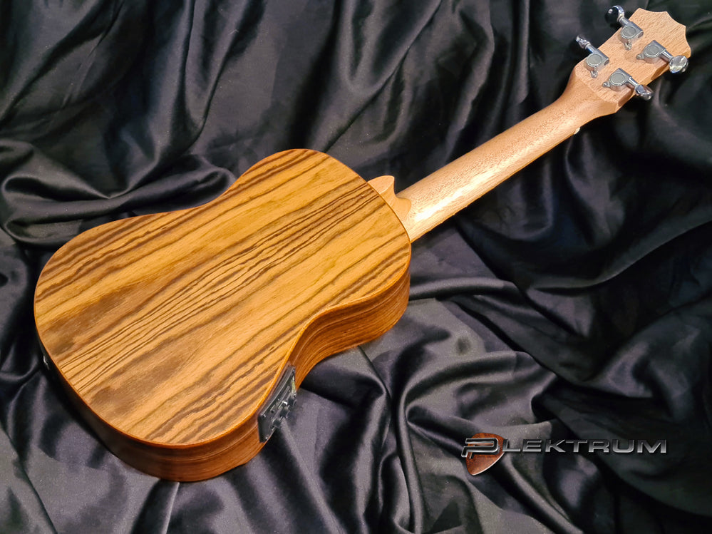 Reno Grand Concert Ukulele RU380ce