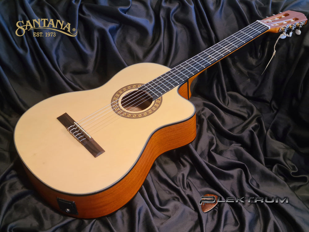 Santana 20SA Spansk guitar med pickup