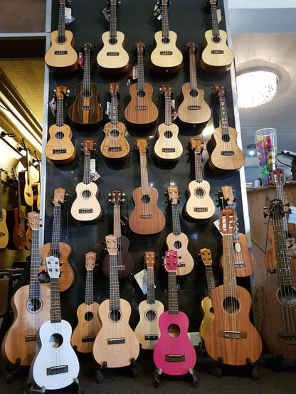 RENO Sopran Ukulele i Hvid m/ etui