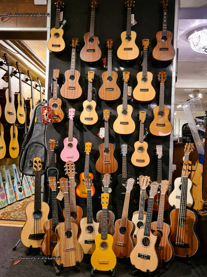Ukulele RENO Sopran i Lyserød m/ etui