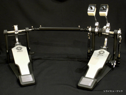 Yamaha dobbelt stortrommepedal DFP-9500D