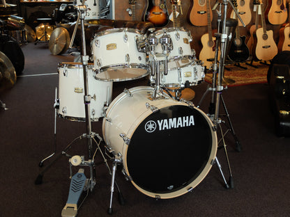 Yamaha Stage Custom trommesæt med stativer