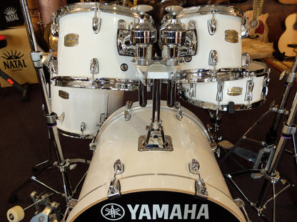 Yamaha Stage Custom trommesæt med stativer