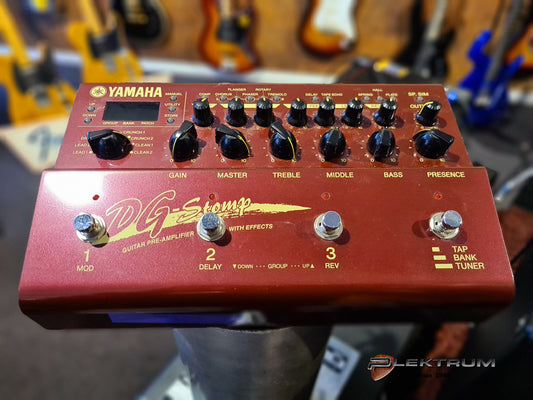 Yamaha DG Stomp pedalboard - Brugt