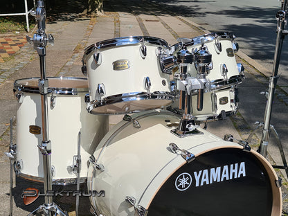 Yamaha Stage Custom 7pc. trommesæt i Pure White