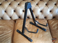 Guitar stativ til akustisk guitar